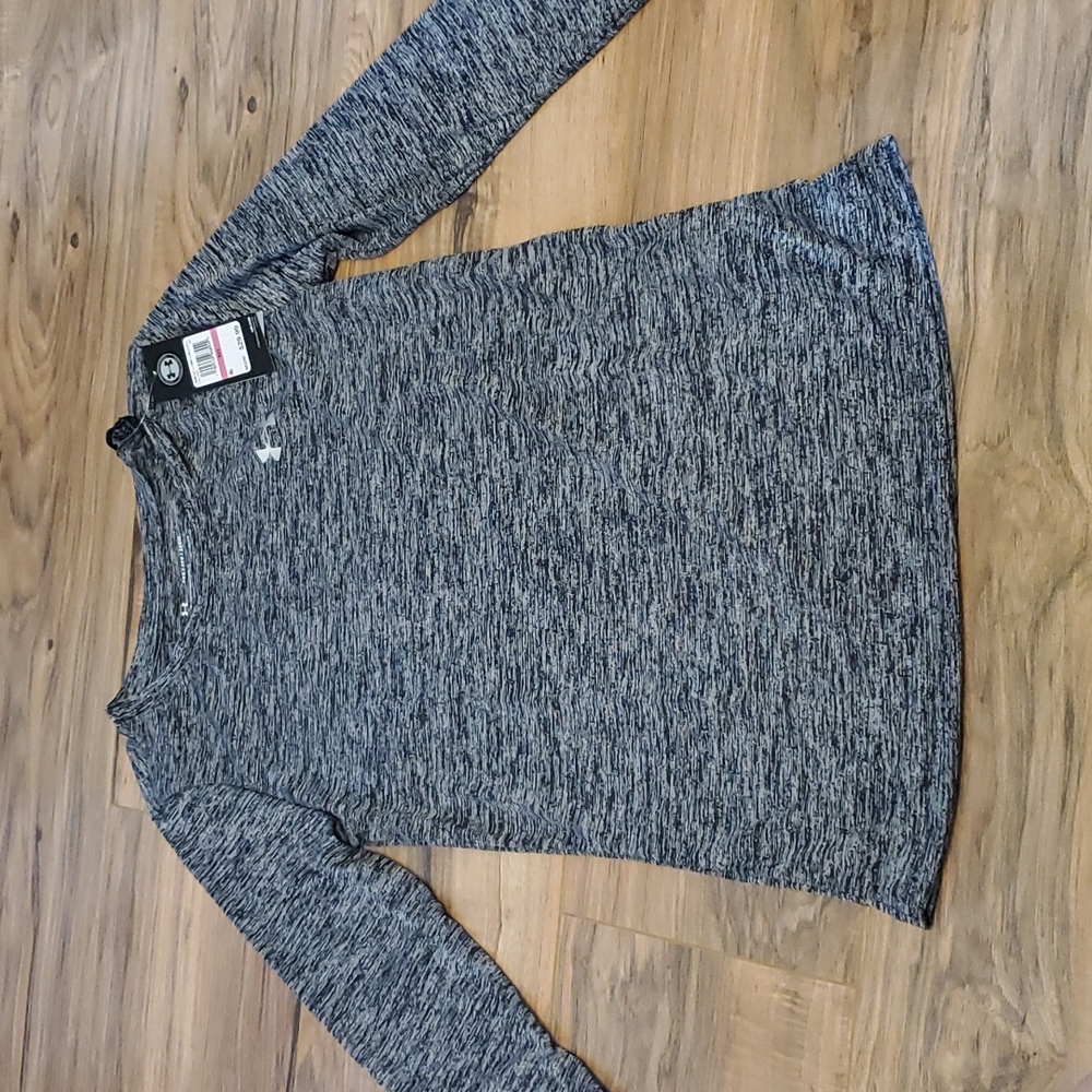 Under Armour long sleeve top shirt